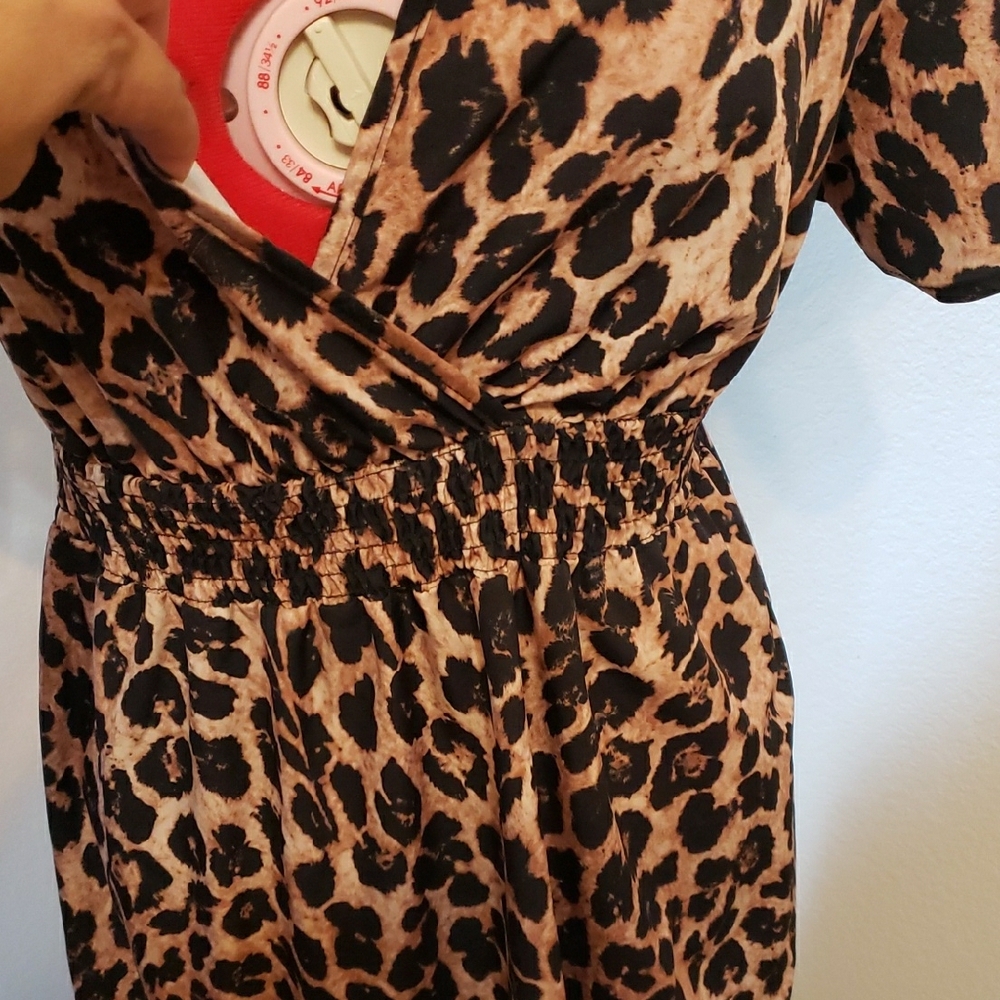 Leopard Print Maxi Dress with Elastic Waist - Picture 2 of 5